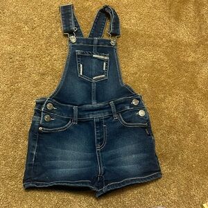 Silver jeans Size 8 girls overalls ( shorts)